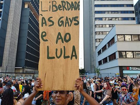 Tom Político Da Parada Lgbt De São Paulo é Direitos Humanos