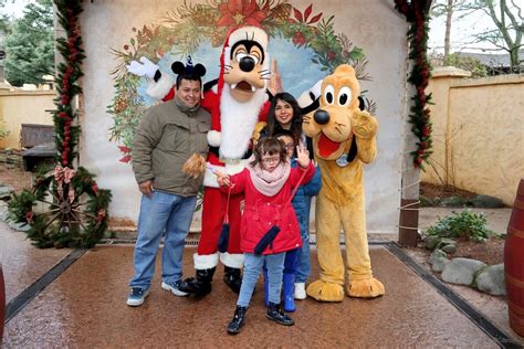 Navidad Encantada Desde Disneyland Par S La Gu A Completa Carla