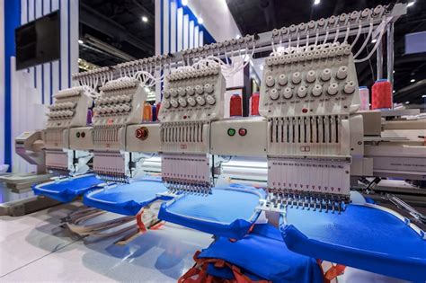 Bordado Industrial Profesional Textil La Máquina De Coser Se Usa Para