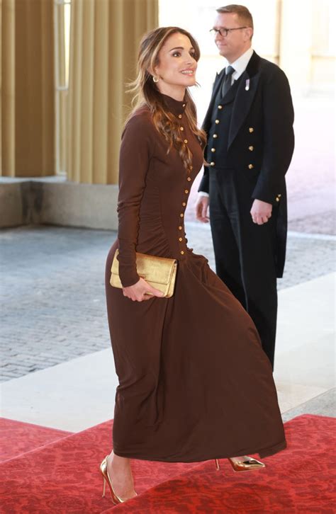 Queen Rania Walks On Gold At King Charles Iiis Coronation Reception