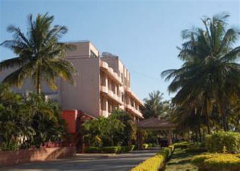 Royal Orchid Resorts Hotel Bangalore Hotel Royal Orchid Resorts Bangalore