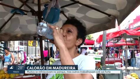 Vídeo Calor fora de época leva muita gente ao Parque de Madureira