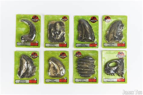 Nestlé cereal replica fossils complete set Jurassic Toys