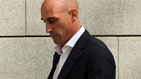 Kuss Skandal Haft für Spaniens Ex Boss Rubiales gefordert The Local