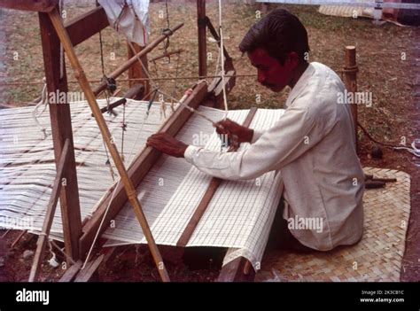 Pit Loom Cotton Stock Photo Alamy