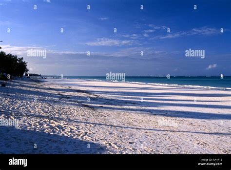 Kiwengwa Beach Stock Photos And Kiwengwa Beach Stock Images Alamy