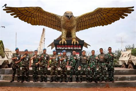 Pasukan Perdamaian Pbb Satgas Kontingen Garuda Di Afrika Tengah Terima