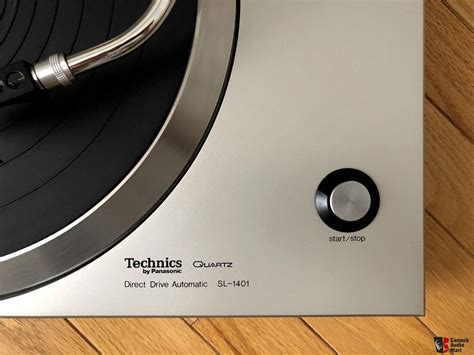 Technics Sl Direct Drive Quartz Locked Turntable In Excellent