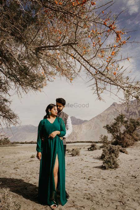 Photo Of Follow Me Pre Wedding Shoot At Taj Mahal