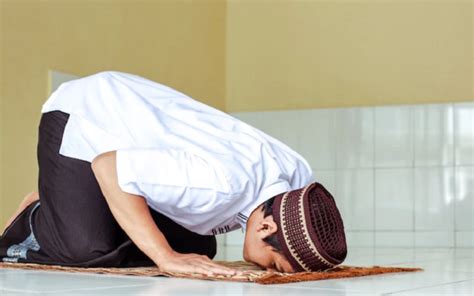 Salat Khafarat Di Jumat Terakhir Ramadan Bisa Gantikan Semua Salat Yang