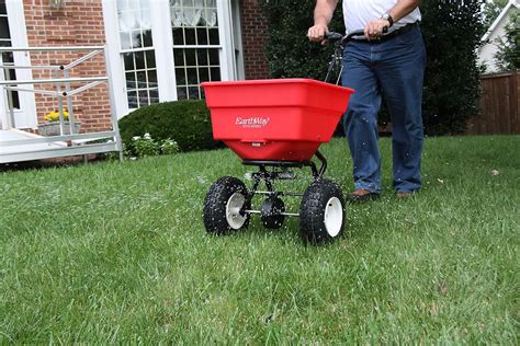 100lb Commercial Broadcast Spreader Earthway Products Incorporated