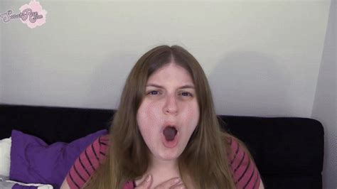 Friend Has Random Growth Spurt P Sarah Rae S Big Boob Emporium Clips Sale
