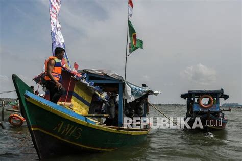 Nelayan Bekasi Keluhkan Pukat Harimau Tangkap Ikan Perairan Dangkal