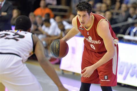 Basket Ball Pro A E Journ E Apr S La Victoire De La Sig Dijon