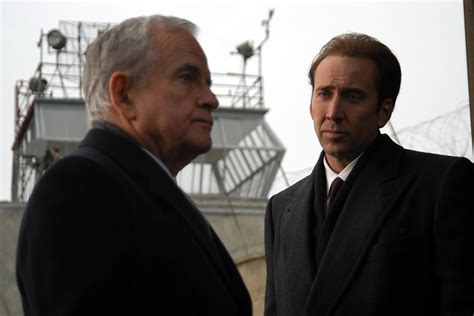 Bild Zu Nicolas Cage Lord Of War H Ndler Des Todes Bild Ian Holm