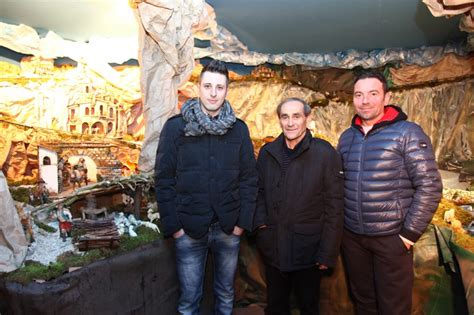 In Tanti A Visitare Il Presepe Di S Egidio In Contrada Ponte L