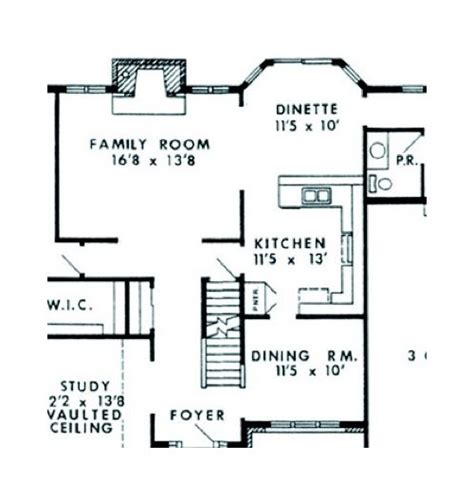 Kitchen/dining/family room layout