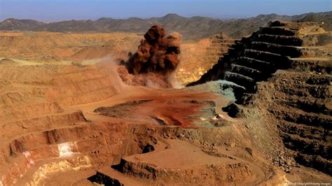 Grupo Wagner Ruso Involucrado En Miner A Ilegal En Frica Dw