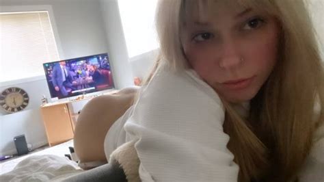 Whats Hotter My Face Or My Ass 18F R Amihot