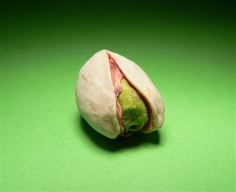 Lower Cholesterol Naturally- With Pistachios? | Healthy Andy