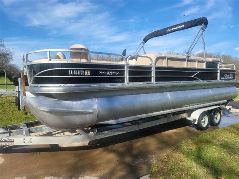 Used Sun Tracker Fishin Barge Xp Decatur Boat Trader