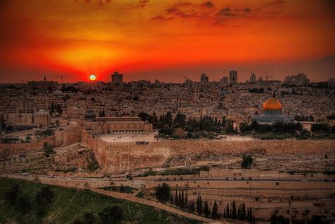 Red Over Jerusalem Sunset Time At Jerusalem It Was Clear Flickr