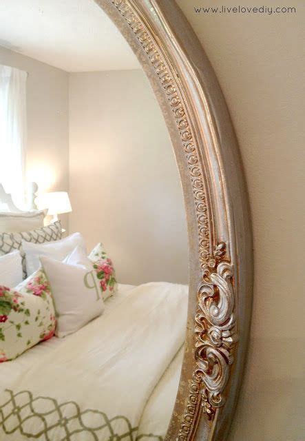 Tons Of Thrifty Ideas For Decorating Bedrooms With Secondhand Items