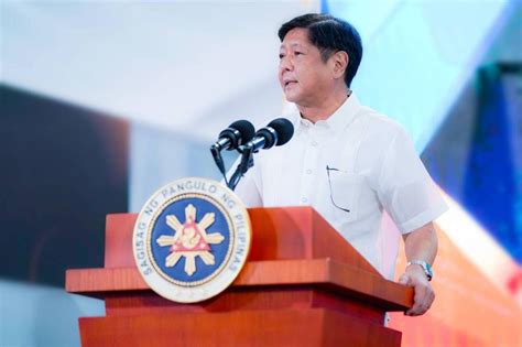 Marcos Hails Excellence Of Outstanding Filipino Public Servants