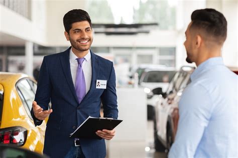 Tips Membeli Mobil Bekas Agar Tidak Tertipu