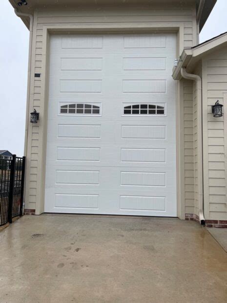 X Amarr Hillcrest Garage Door Doorvana Garage Doors