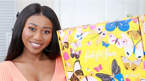 FABFITFUN SPRING 2020 UNBOXING YouTube