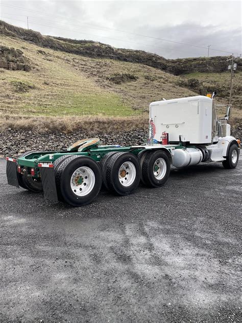 2012 PETERBILT 367 - Peters & Keatts Equipment Inc.