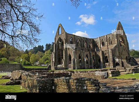 St Mary Church Tintern Hi Res Stock Photography And Images Alamy