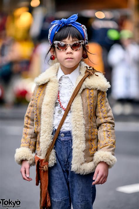 6 Year Old Harajuku Girl In 1950s And 1970s Vintage Kids Fashion