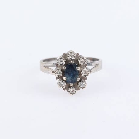 Ring K Vitguld Safir Ct Briljanter Ct Smycken