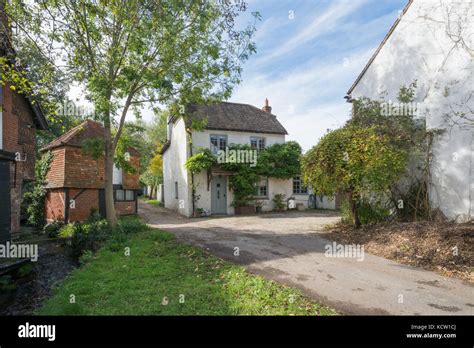 Bramley Surrey Hi Res Stock Photography And Images Alamy