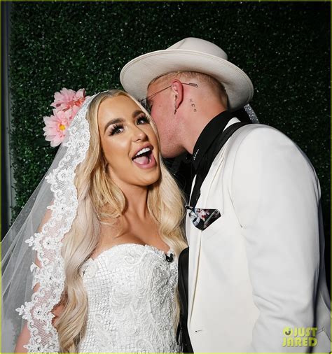 Tana Mongeau And Jake Paul Split After 5 Months Of Marriage Photo