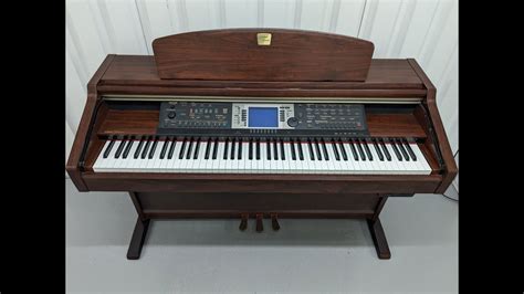 Yamaha Clavinova CVP 205 Digital Piano Arranger In Mahogany Finish