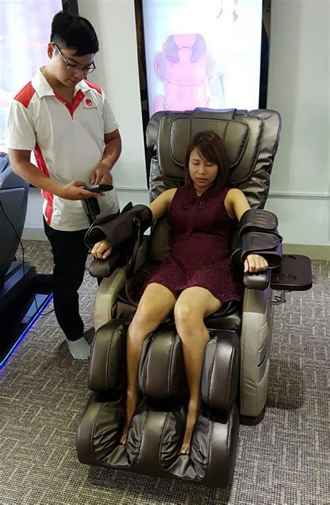 Ghế Massage Toàn Thân Maxcare Max 616b