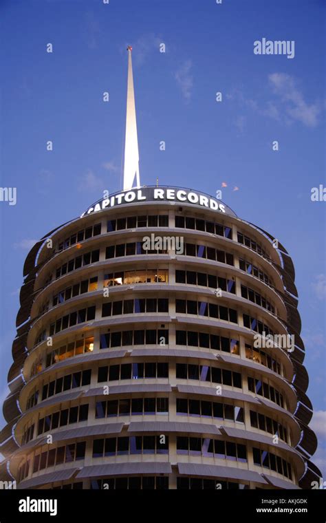 Capitol Records Building Hollywood Ca Stock Photo Alamy