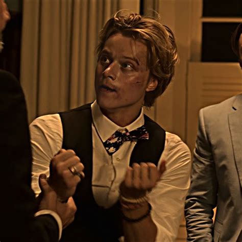 Pin By Fede Lust On Outer Banks Jj Outer Banks Videos Jj Outer Banks Cute Hot Actors