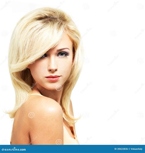 Belle Femme Blonde Avec La Coiffure De Style Photo Stock Image Du Visage Caucasien 30622836