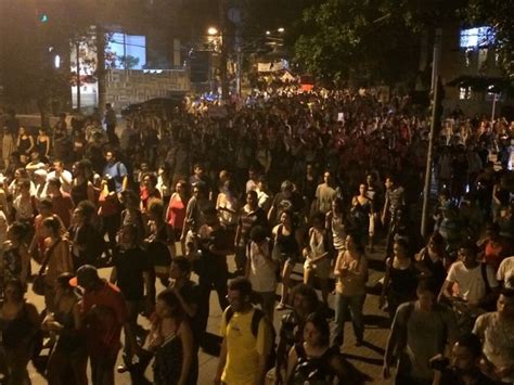 G1 Manifestantes protestam em SP contra a PEC dos gastos públicos