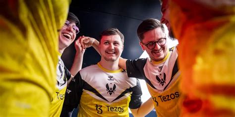 Vitality Natus Vincere прогноз КФ 203 и ставки на матч 16 декабря