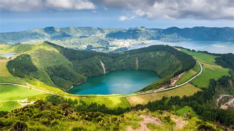 Boca Do Inferno Lagoa Azul And Lagoa Verde Lakes Sete Cidades San