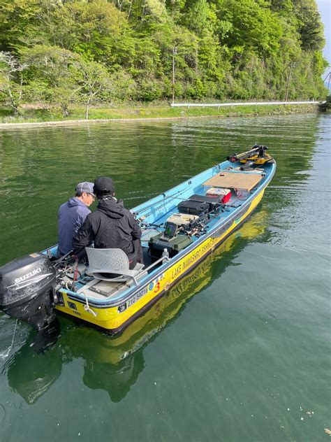 連休最終日 海・湖・洋 猪苗代湖・バス釣り・レイクトローリング・調査船・エムズショップ