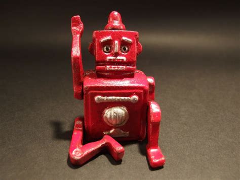 Antique Vintage Style Mini Cast Iron Red Robert The Robot Toy Paperweight