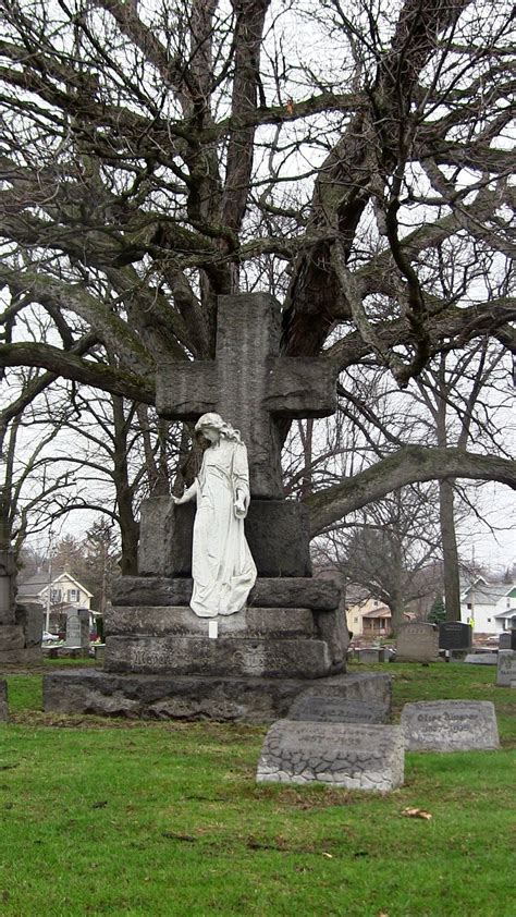 Lutheran Cemetery Old Brooklyn Natural Landmarks Cemetery Cemeteries