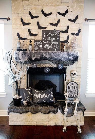 50 Distinct Halloween Ideas For Festive Fireplace Decorating