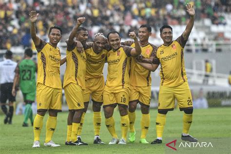 Pemain Legenda Sriwijaya FC Reuni Dengan Sebuah Pertandingan ANTARA News